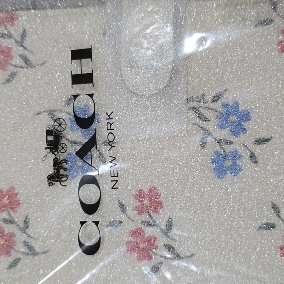 NWT-Coach Leather Spiral Notebook - Picture 3 of 9